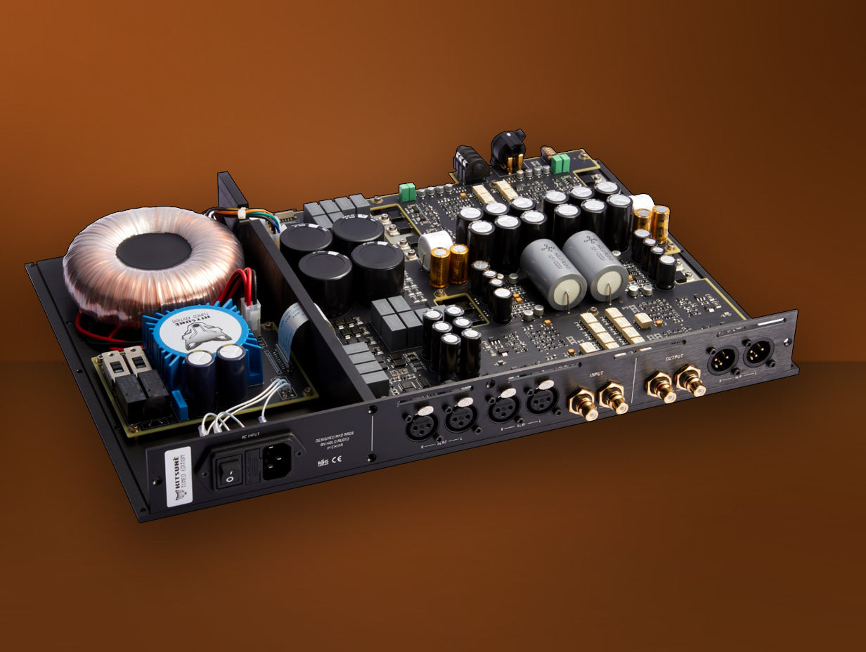 HoloAudio – Bliss Headphone Amplifier (US)