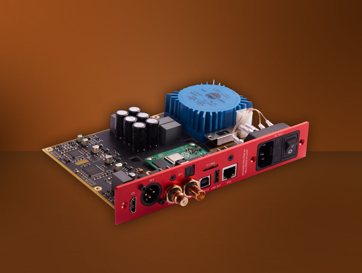 HoloAudio – Red – DDC & Network Streamer (US)