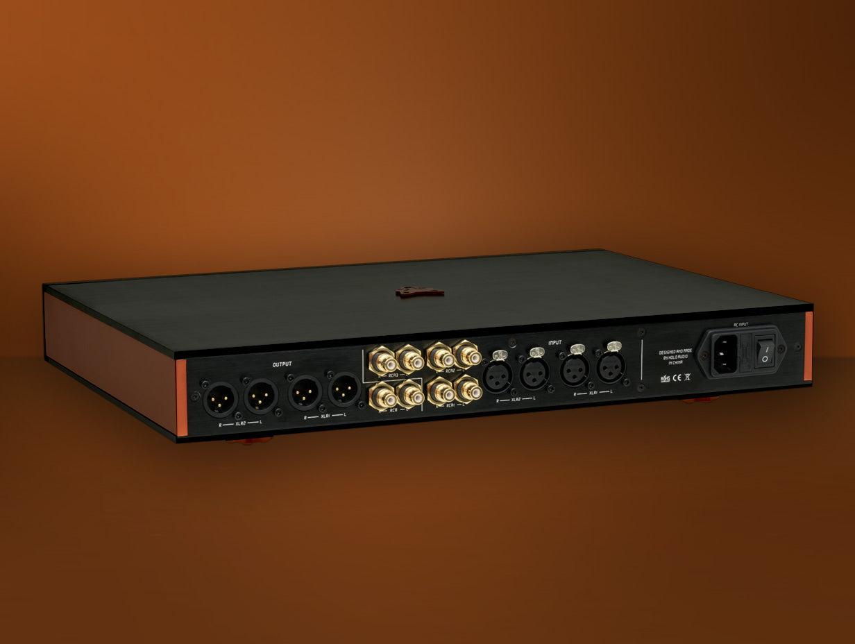 HoloAudio – Serene Pre-Amplifier (US)